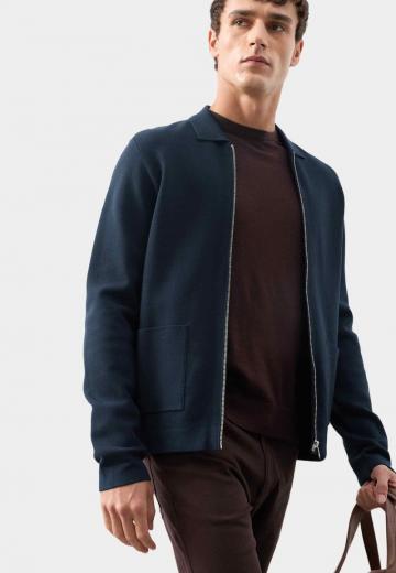 Вязаная кофта