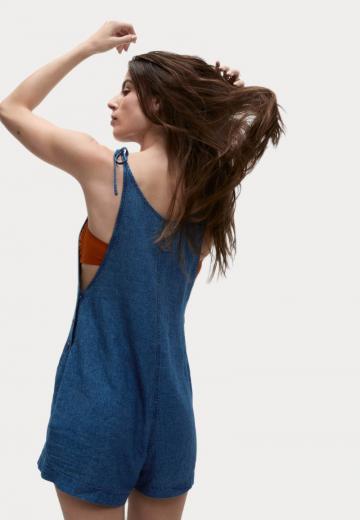 Джинсовый комбинезон