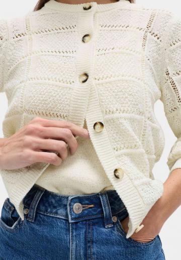 Вязаная кофта