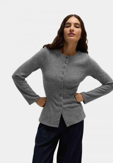 Вязаная кофта