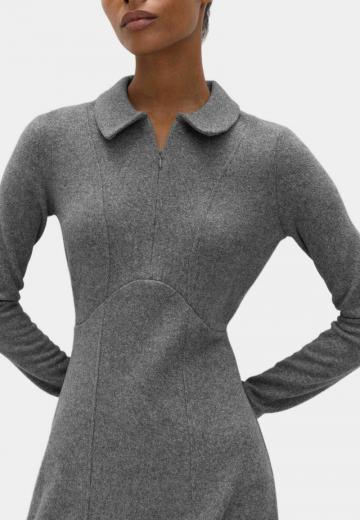 Вязаное платье