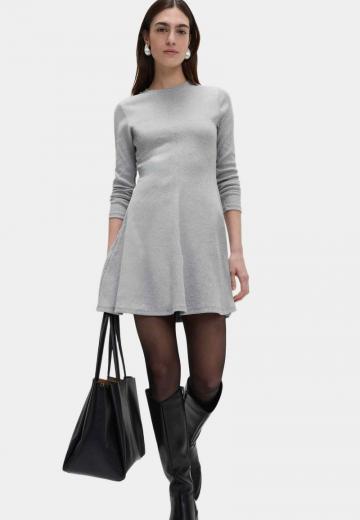 Вязаное платье