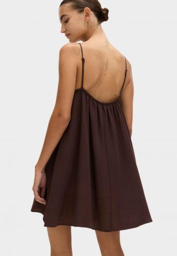 Короткое платье