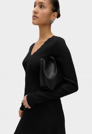 Короткое платье