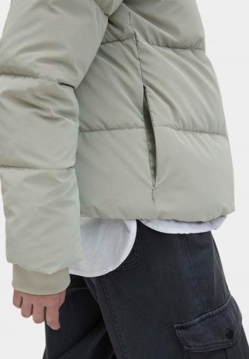 Зимняя куртка