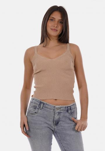 Топ на бретельках