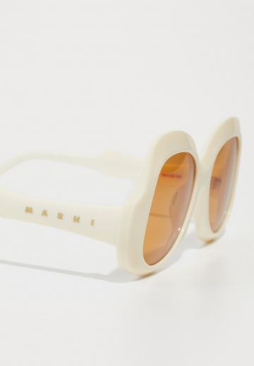 Солнечные очки