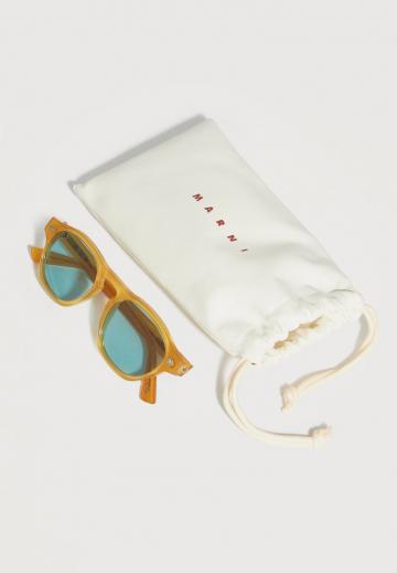 Солнечные очки