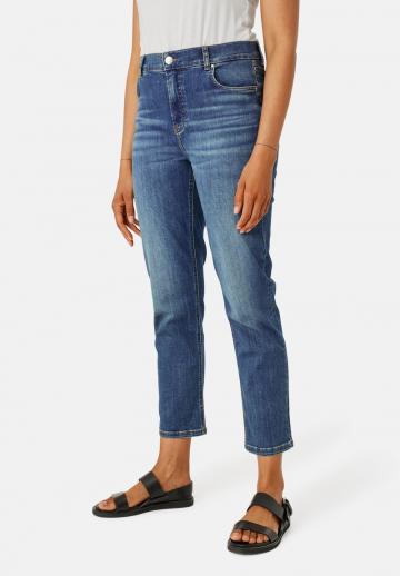 Короткие джинсы