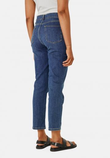 Короткие джинсы