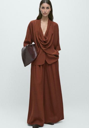 Атласная блузка