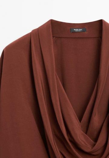 Атласная блузка