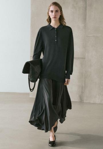 Вязаное платье