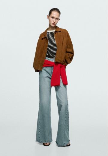 Клешеные джинсы