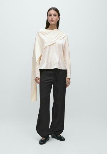 Атласная блузка