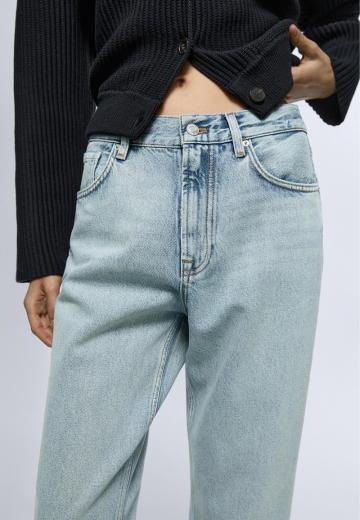 Прямые джинсы