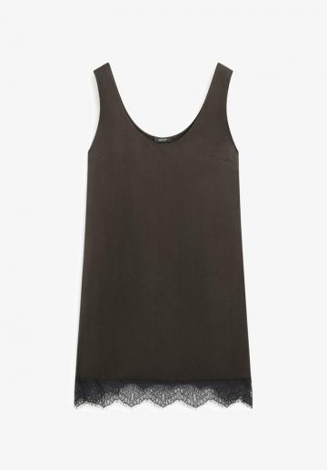 Короткое платье