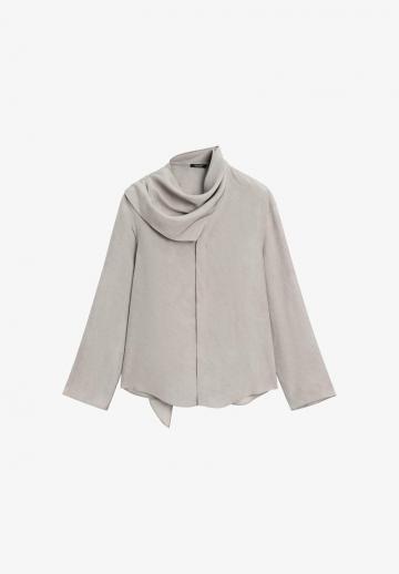 Атласная блузка