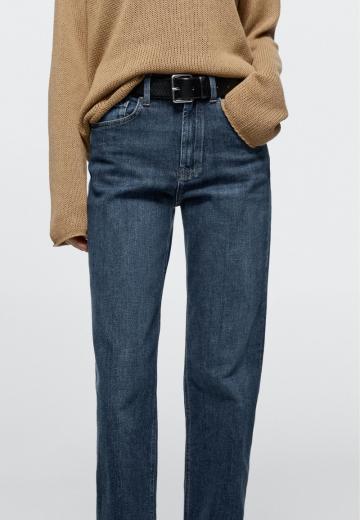 Прямые джинсы