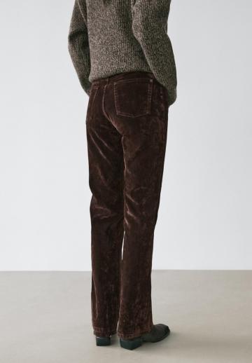 Клешеные брюки