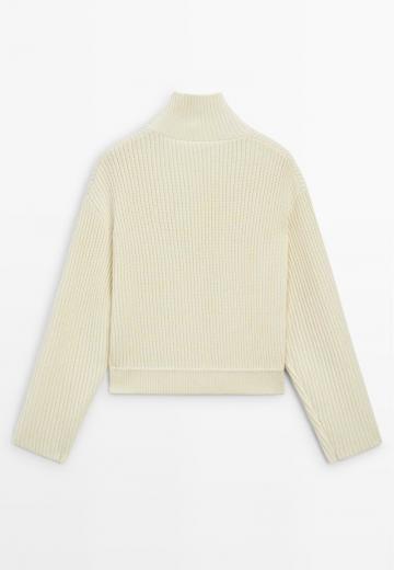 Вязаная кофта