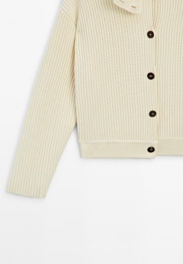 Вязаная кофта