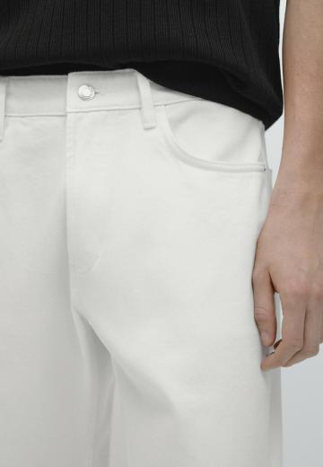 Узкие джинсы