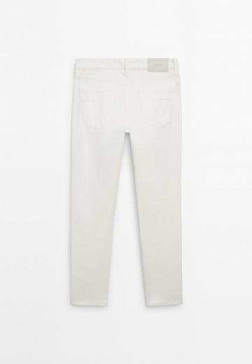 Узкие джинсы