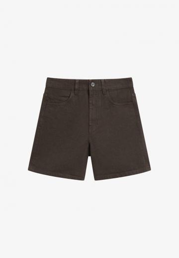 Джинсовые шорты