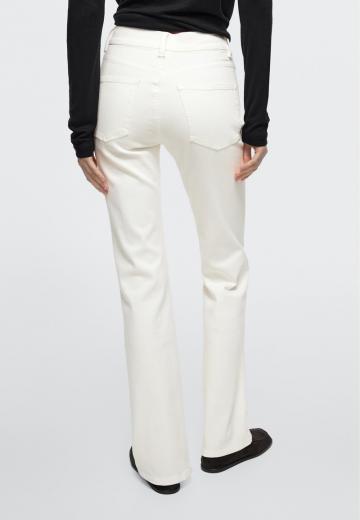 Узкие джинсы