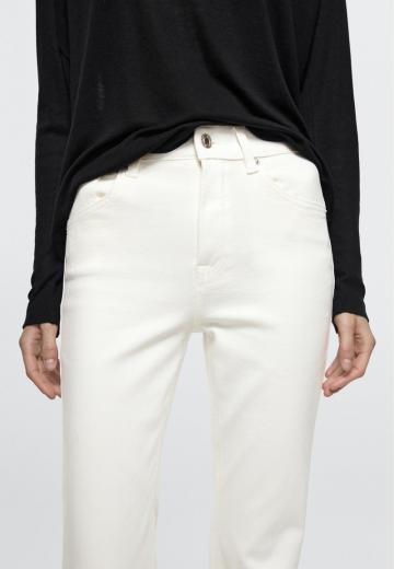 Узкие джинсы