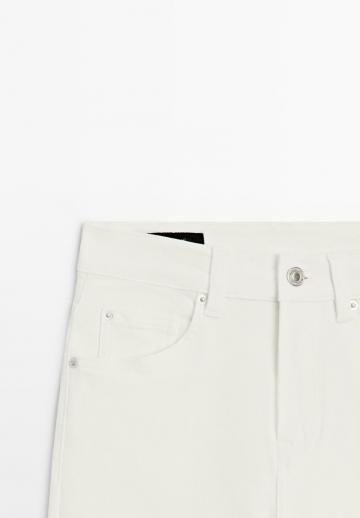 Узкие джинсы