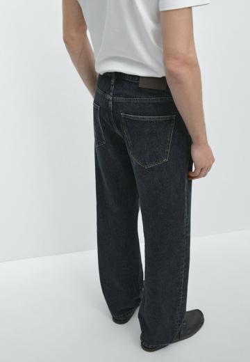 Прямые джинсы