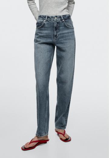 Прямые джинсы