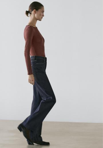 Клешеные джинсы