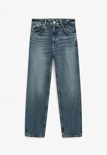 Прямые джинсы