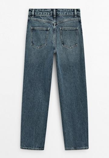 Прямые джинсы