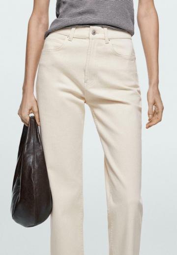 Прямые джинсы