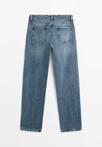 Прямые джинсы
