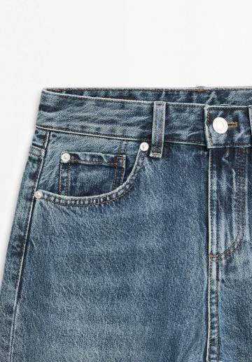 Прямые джинсы