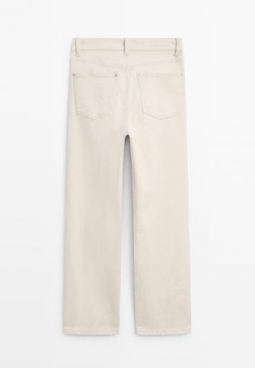 Прямые джинсы