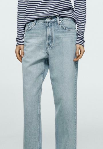 Прямые джинсы