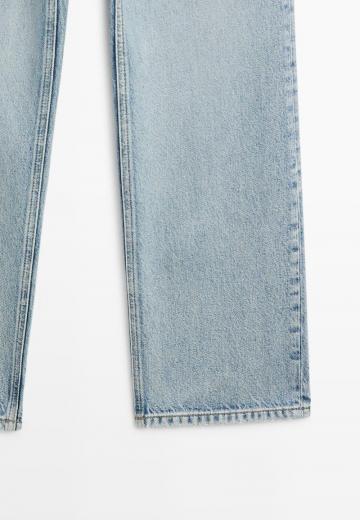 Прямые джинсы