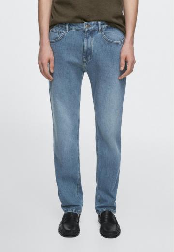 Узкие джинсы