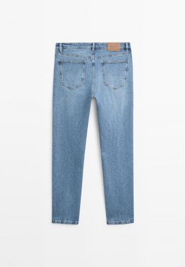 Узкие джинсы