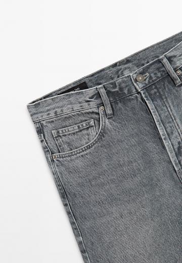 Прямые джинсы