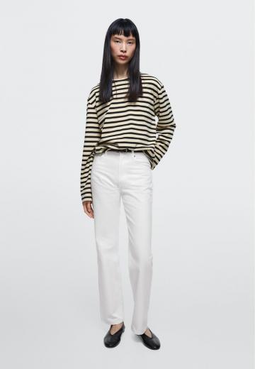 Прямые джинсы