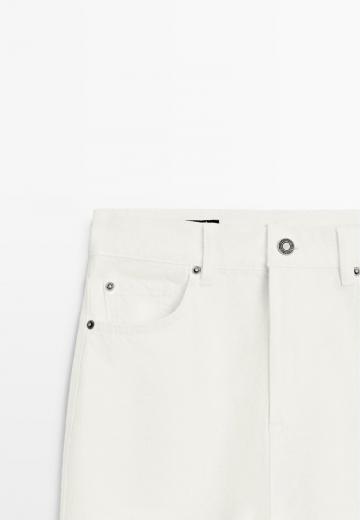 Прямые джинсы