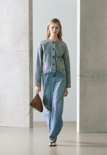 Джинсовая жилетка