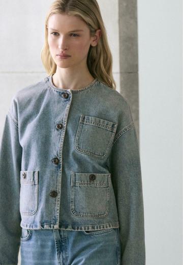 Джинсовая жилетка
